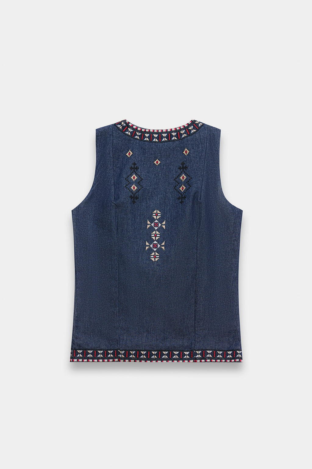 EMBROIDERED TOP (E1022/101/621)