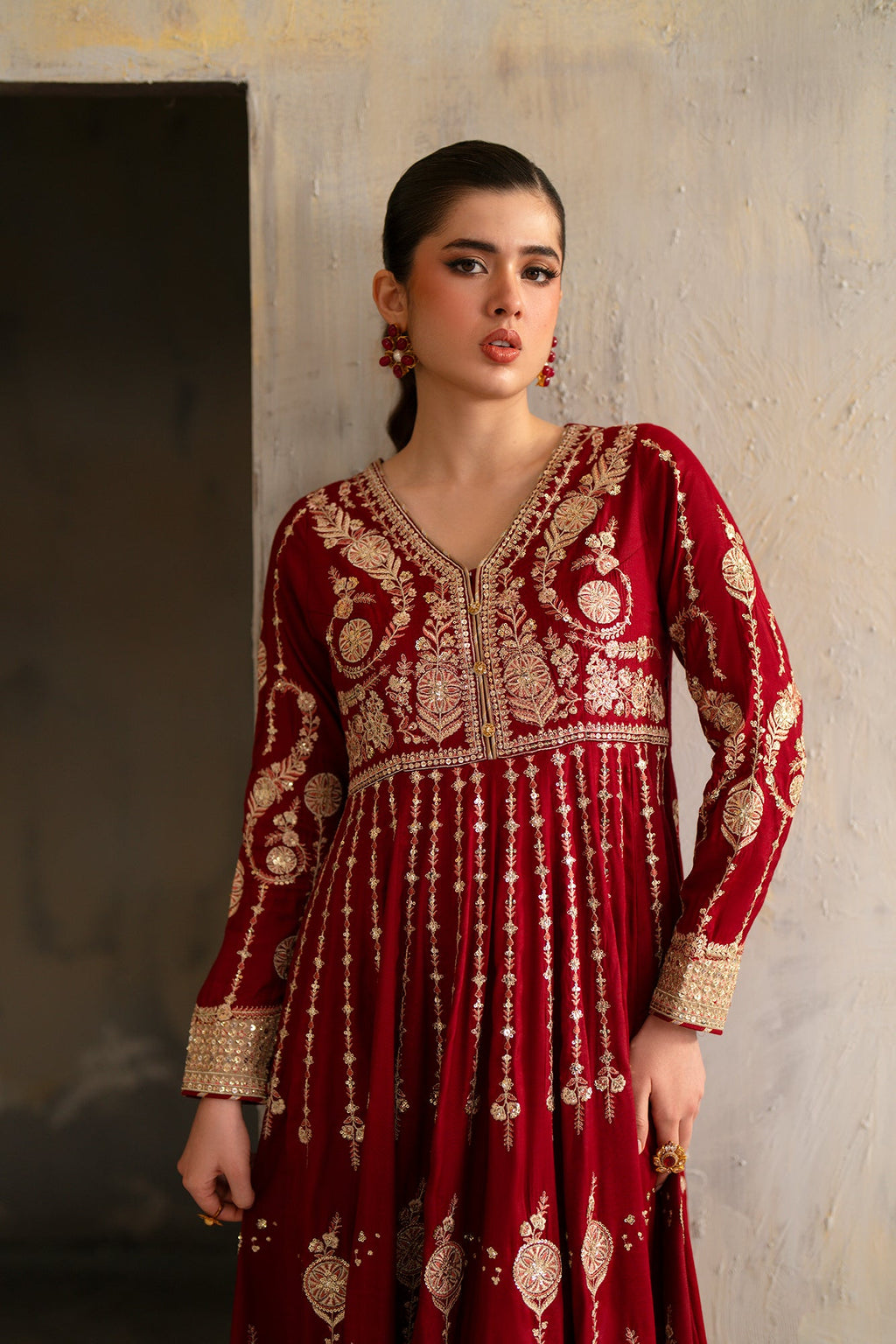 EMBROIDERED PISHWAS (E1056/104/416)