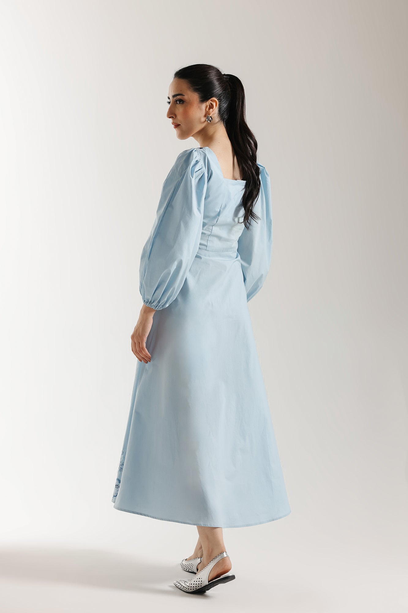 DRESS (E3089/108/611)