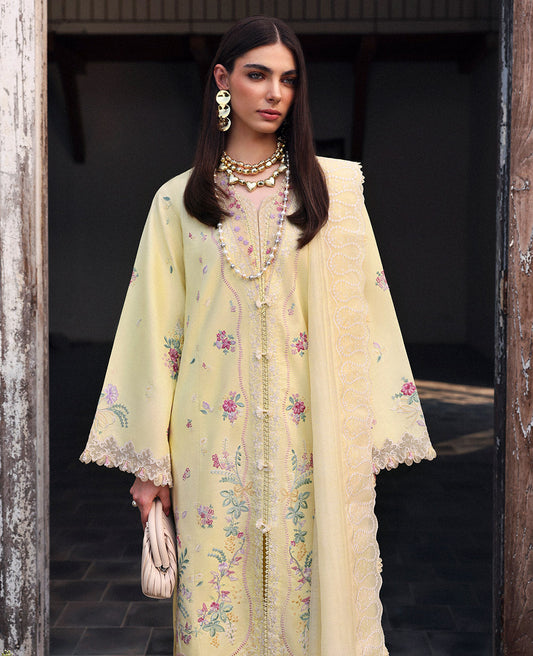 Embroidered Pret '25 - M-139